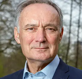 Gen-Middendorp-Portrait.png